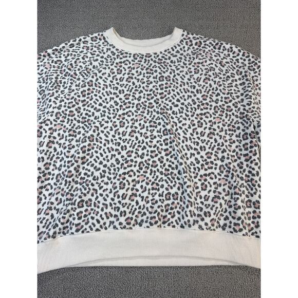 Victoria's Secret Sweatshirt Crewneck Casual Lounge Cheetah Print Size XL - Picture 3 of 7
